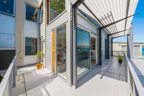 Photo of property in 80 Moana Road, Plimmerton, Porirua, 5026