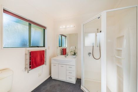 Photo of property in 71 Awatea Avenue, Paraparaumu, 5032