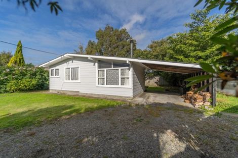 Photo of property in 15 Hardie Grove, Featherston, 5710