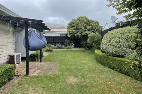 Photo of property in 1/4 Whitfield Street, Sumner, Christchurch, 8081