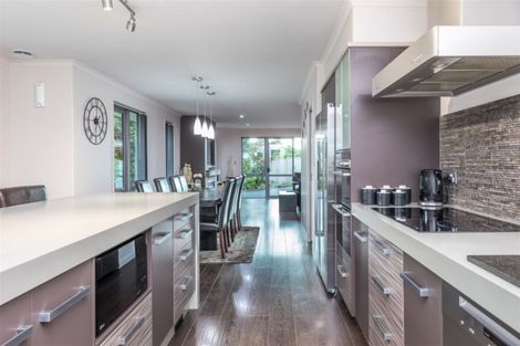 Photo of property in 84 Blue Heron Rise, Stanmore Bay, Whangaparaoa, 0932