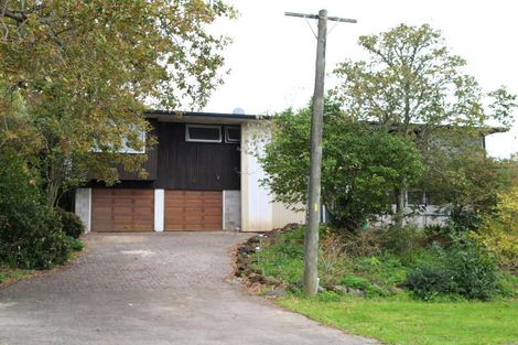 Photo of property in 12 Luplau Crescent, Cockle Bay, Auckland, 2014