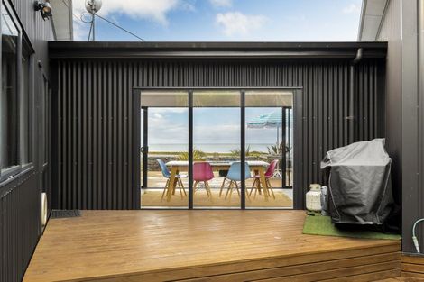 Photo of property in 46 Esplanade, Kaka Point, 9271