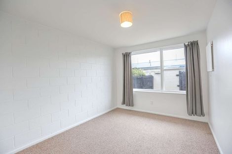Photo of property in 8/20a Dickson Crescent, Hornby, Christchurch, 8042