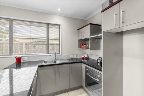 Photo of property in 2/194 Waimairi Road, Ilam, Christchurch, 8041