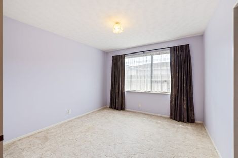 Photo of property in 121 Prestons Road, Redwood, Christchurch, 8051