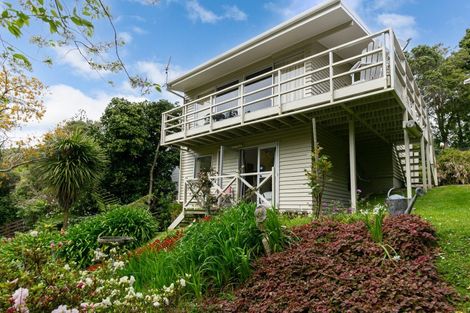 Photo of property in 11a Kamla Way, Khandallah, Wellington, 6035