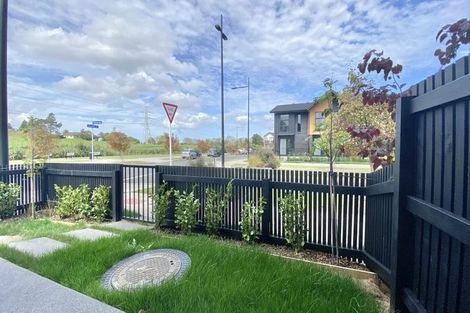 Photo of property in 93 Papatupu Way, Kumeu, 0810