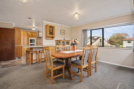 Photo of property in 19 Park View Avenue, Feilding, 4702