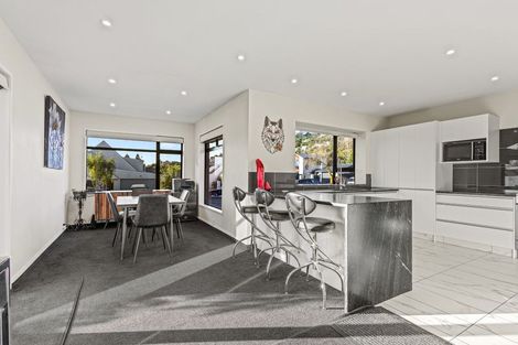 Photo of property in 2 Whaka Terrace, Huntsbury, Christchurch, 8022