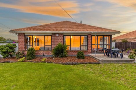 Photo of property in 18 Voss Street, Shirley, Christchurch, 8013