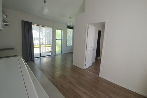 Photo of property in 68 Broderick Road, Johnsonville, Wellington, 6037