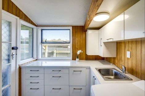 Photo of property in 16a Rata Street, Taradale, Napier, 4112