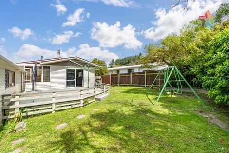 Photo of property in 6 Kendal Grove, Wainuiomata, Lower Hutt, 5014