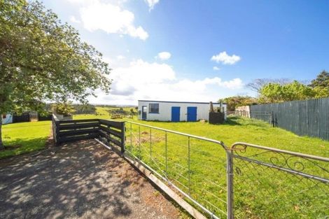 Photo of property in 8a Clifford Street, Hawera, 4610