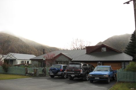 Photo of property in 25 Caernarvon Street, Arrowtown, 9302