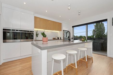 Photo of property in 900 River Road, Queenwood, Hamilton, 3210