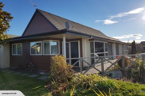 Photo of property in Rivertown Villas, 150 Williams Street, Kaiapoi, 7630