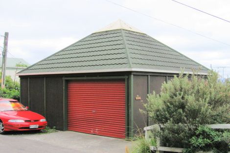 Photo of property in 21 Fortunatus Street, Brooklyn, Wellington, 6021