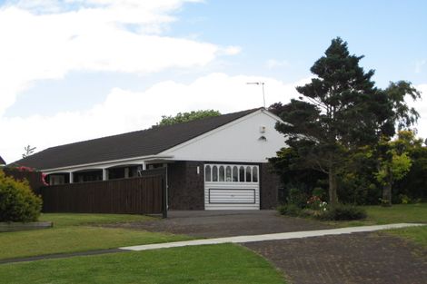 Photo of property in 1 Emory Drive, Conifer Grove, Takanini, 2112