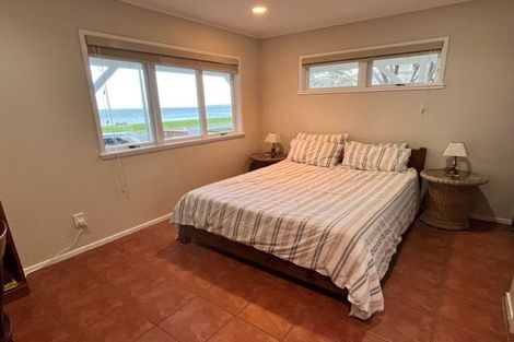 Photo of property in 59 The Esplanade, Eastern Beach, Auckland, 2012