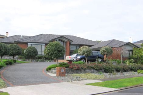 Photo of property in 12 Owenbeg Rise, Dannemora, Auckland, 2016