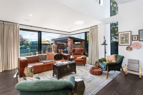 Photo of property in 16 Fendalton Road, Fendalton, Christchurch, 8014