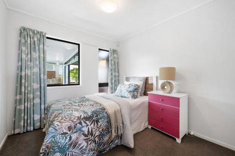 Photo of property in 71 Aberfeldy Avenue, Highland Park, Auckland, 2010