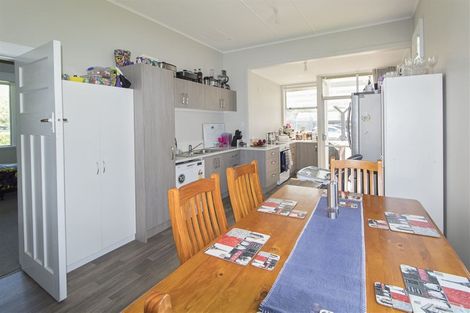 Photo of property in 10 Harris Street, Pleasant Point, 7903