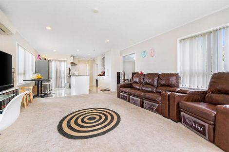 Photo of property in 27 Park Estate Road, Rosehill, Papakura, 2113