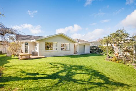 Photo of property in 52 Carter Crescent, Awapuni, Palmerston North, 4412