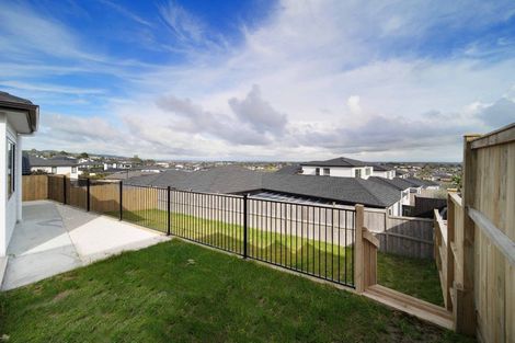 Photo of property in 1a Nola Dawn Avenue, Papakura, 2110
