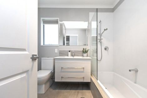 Photo of property in 2/50 Charles Street, Waltham, Christchurch, 8011