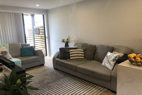 Photo of property in 1/4 Parson Lane, Papatoetoe, Auckland, 2025