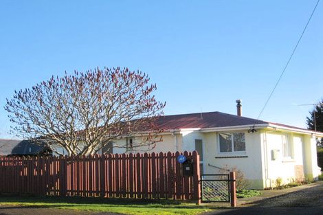 Photo of property in 28 Anne Street, Winton, 9720