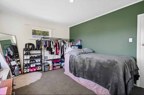 Photo of property in 59 Lees Grove, Wainuiomata, Lower Hutt, 5014