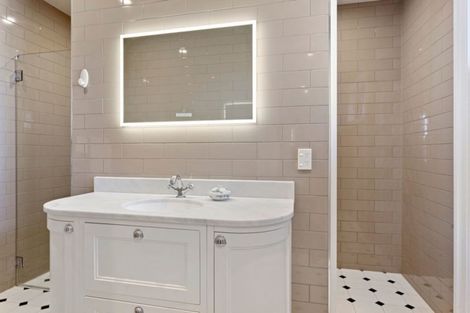 Photo of property in 2/2 Loe Place, Amberley, 7410