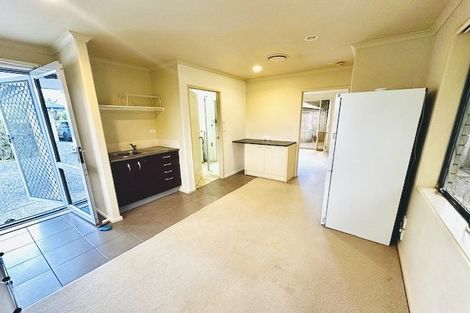 Photo of property in 70 Shelter Drive, Greenhithe, Auckland, 0632