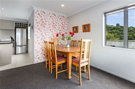 Photo of property in 4 Gennaker Lane, Whitby, Porirua, 5024