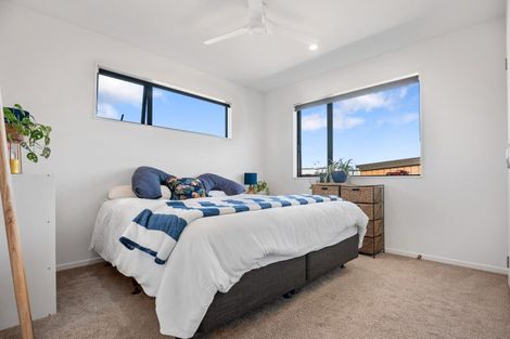 Photo of property in 1/22 Ryburn Road, Mount Wellington, Auckland, 1062