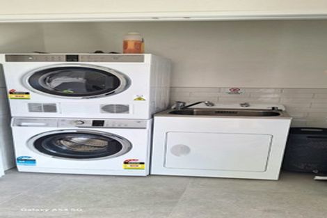 Photo of property in 18 Timu Road, Long Bay, Auckland, 0630