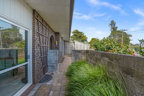 Photo of property in 2 Budleigh Street, Frankleigh Park, New Plymouth, 4310