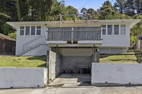 Photo of property in 47 Bird Grove, Stokes Valley, Lower Hutt, 5019