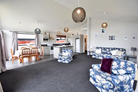 Photo of property in 22 Rhoboro Road, Twizel, 7901