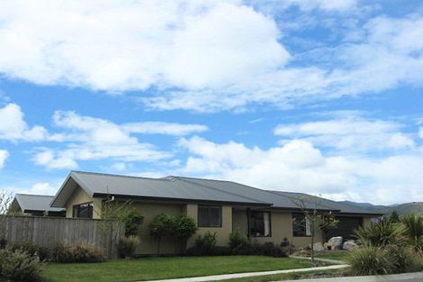 Photo of property in 13 Hammill Grove, Stoke, Nelson, 7011