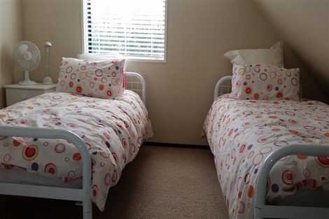 Photo of property in 231 Beacon Point Road, Wanaka, 9305