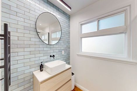 Photo of property in 108 Ironside Road, Johnsonville, Wellington, 6037