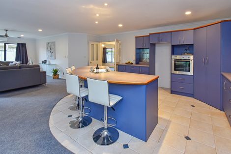 Photo of property in 7 Crannich Place, Wattle Downs, Auckland, 2103