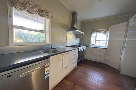 Photo of property in 7 Pempsey Street, Silverstream, Upper Hutt, 5019