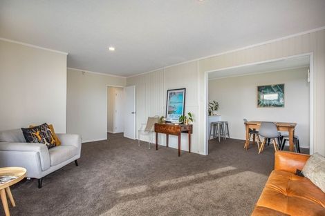 Photo of property in 25 Staysail Place, Whitby, Porirua, 5024